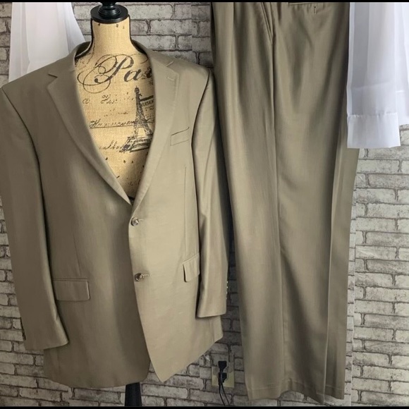 IZOD men’s suit - Picture 2 of 9